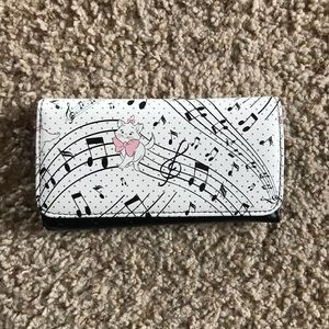 Marie cat - hot topic wallet
